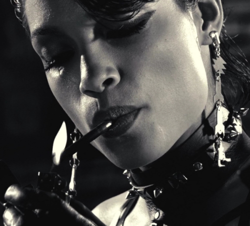 Sex evilspice:Rosario Dawson in Sin City (2005) pictures