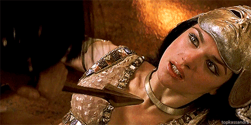 dreamerinsilico:@bossuary ‘s tag made me reblog this: #rachel weisz openly thinking about getting ab