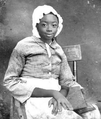 sft425:  historyandmemes:  Harriet Tubman after she freed over 300 slaves with the Underground Railroad  @anaisalicious
