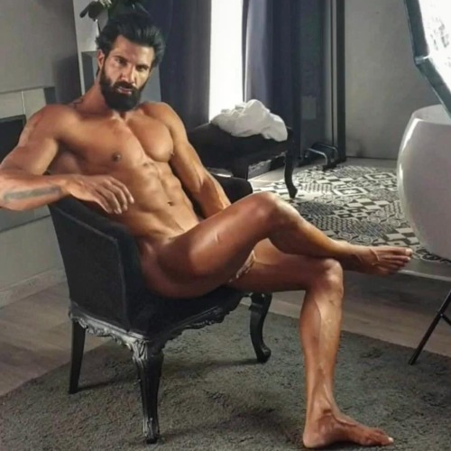 bearditorium2:Giovanni (Italy) adult photos