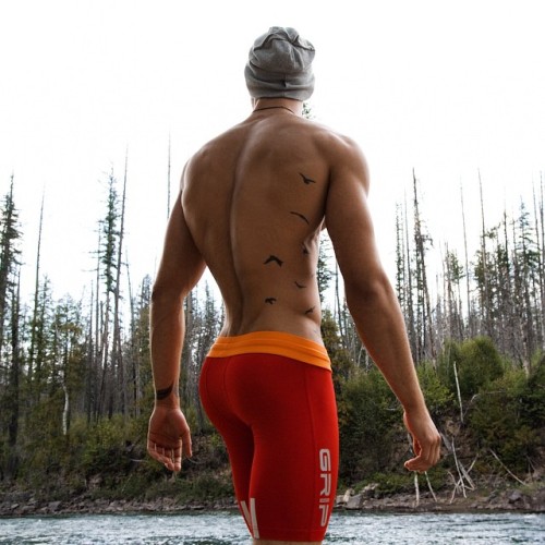 jockbrad:  Swimmers, wrestlers, football players / singlets, jockstraps, speedos and spandex!http://jockbrad.tumblr.com/