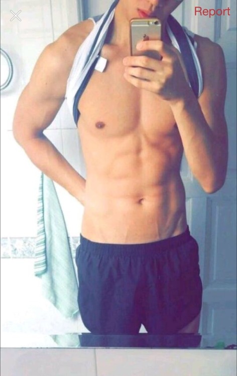 ccbbct: Guys from Singapore Jack’dCan’t resist posting Frandy’s pic, even though it makes for unfair