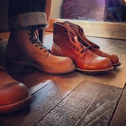 red-wing-shoes-taiwan:  會員穿著Nigel Cabourn x Red Wing的鞋款來購買同樣使用Munson last 的8011。#redwing #redwingshoes @red_wing_shoes_taiwan #munsonlast #4618 #8011