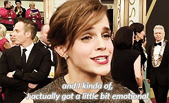 fallforwatsonmoved-blog:  Emma Watson fangirling over Julia Roberts at the 86th Annual