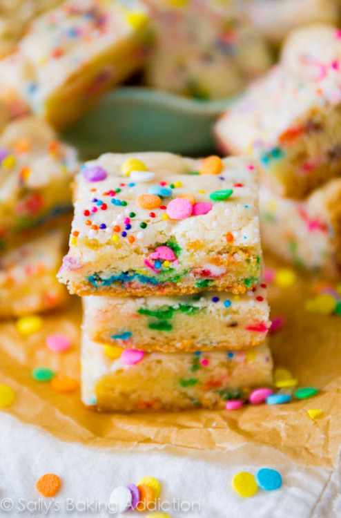 confectionerybliss:Cake Batter BlondiesSource: Sally’s Baking AddictionUnf, yass
