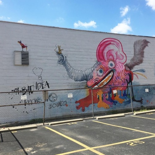 Another @steadmanart #mural by @josh_mindlin and @jenny_roesel_ustick on the side of @coffee_emporiu