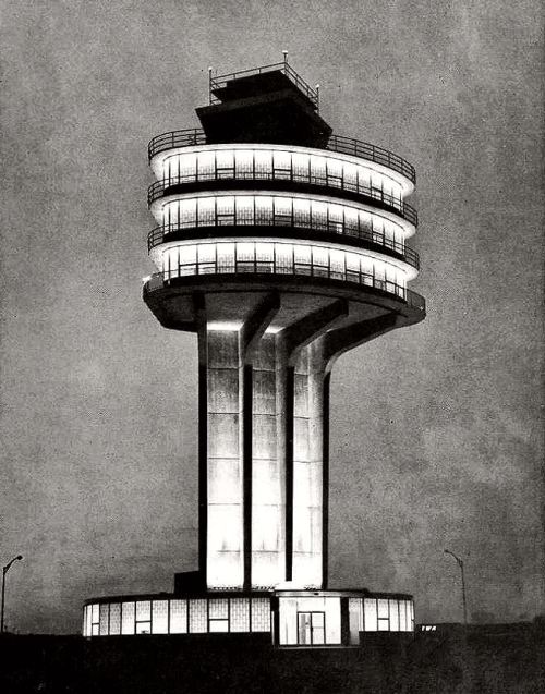 danismm:Control Tower, Newark Airport, Newark, New Jersey 1960. Arch. A. Gordon Lorimer.