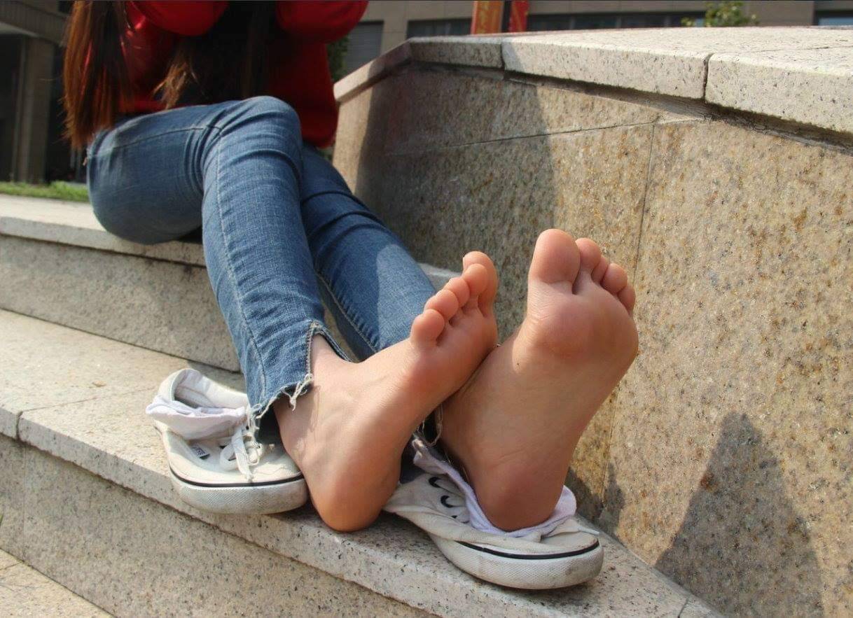 lovetoes1:  