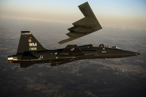 B-2 training via Official U.S. Air Force.More Airplanes here.