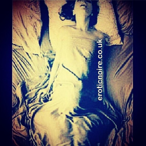 eroticnoire:  #tastehertuesday … ..   #eroticnoire #eroticpoet #eroticwriter #blackerotica  #blacktumblr #poet #poetry #africanqueen #blackwomen #blackness #ebony #african #afro #naturalhair  #afrocentric #blacklove #eroticnoire #blackcouples #blackart