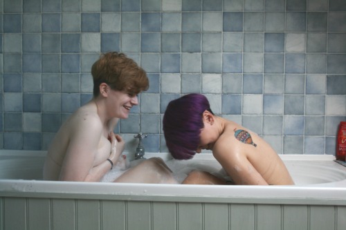 lilith-not-eve:  We had a bubble bath…