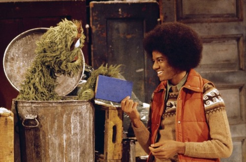 talesfromweirdland: Just some old school Sesame Street, apropos of nothing. I love the cameo of Herr