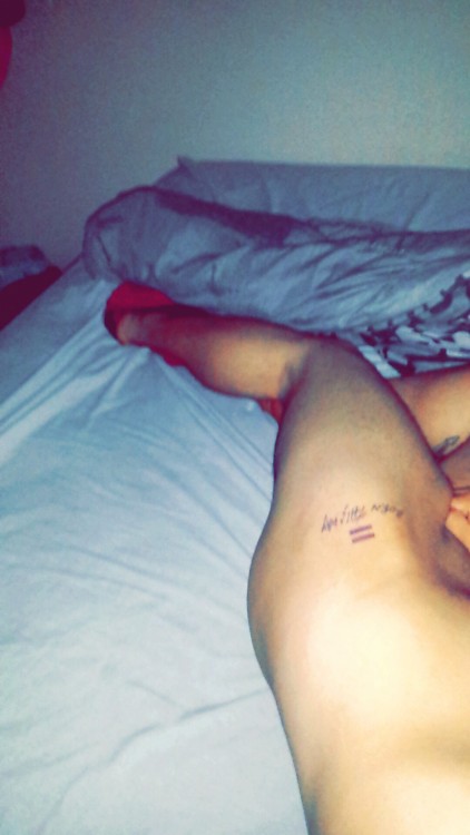 betomartinez:  Thanks JM for the hot and sexy pics!  You guys can hit him up at: IG: jojomedina18 kik: jojomedina18   Please send pics to: Por favor manda tus fotos a: betomartinez2008@gmail.com Beto’s Corner  http://betomartinez.tumblr.com/