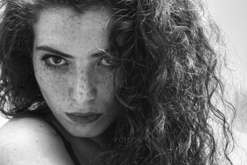 Every Guy Wants To Be Her BabyModelo: Angela Yeye