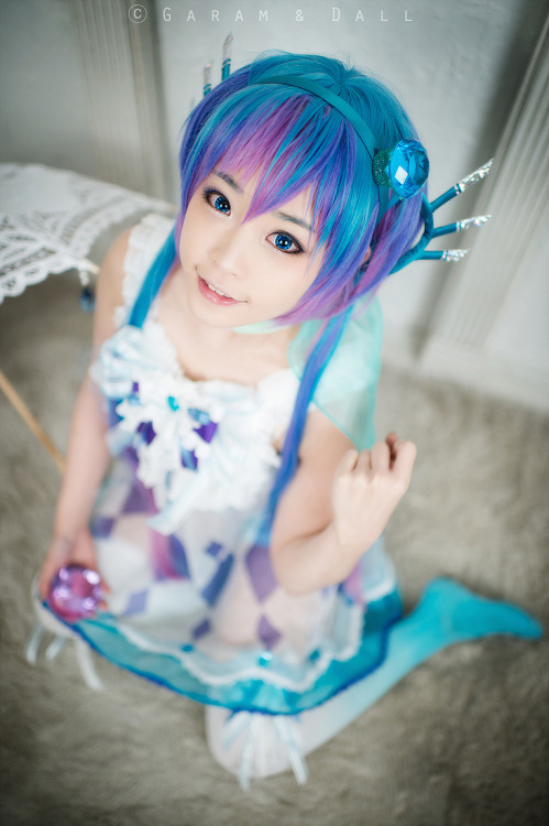 vandariwuuuuutcosplay:  Character: Aoki Lapis Voice synth: Vocaloid CN: Tomia