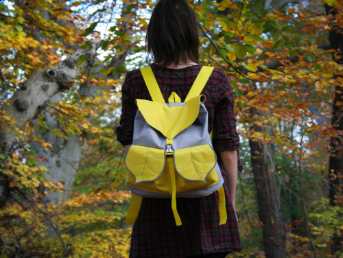 sosuperawesome:Handmade bags by LeaflingBags on Etsy