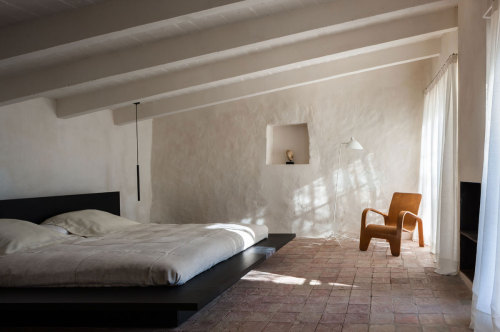 martinajane:Francesc Rifé house in Empordà