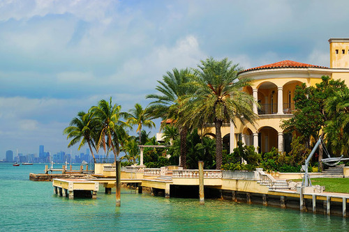 luxuryandlife:  Follow me on instagram @stylandluxury :-) !