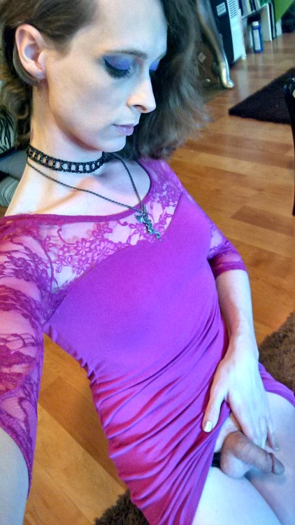 purplesonggirl:  Recovering from an injury, wanted to celebrate!