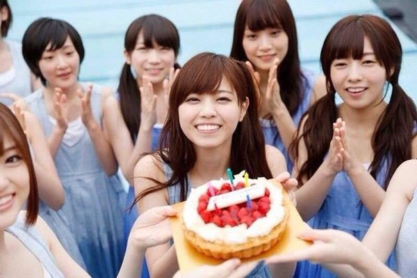 turkeywen:  西野七瀬とケーキ   お誕生日おめでとう !!