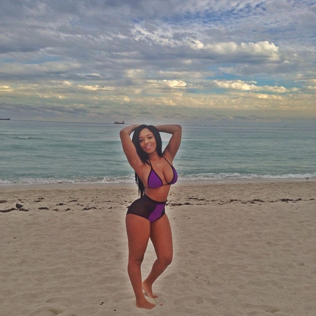 xoxosheneka:  Living x Loving x Life ✌️#miami