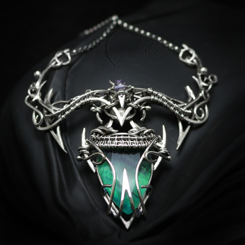 tabletopresources:  Pendants by LUNARIEEN  Check out Tabletop Gaming Resources for more art, tips an