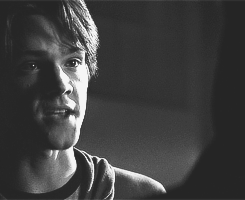 ororomunroe-archive:  Sam Winchester 1x01 | 8x23 