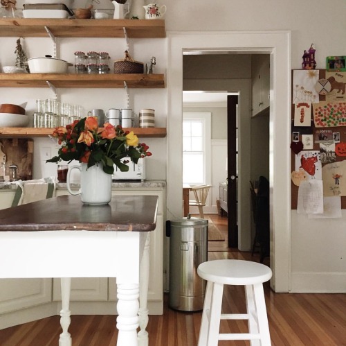oldfarmhouse: Sarah Hart@homeiswherethehartis