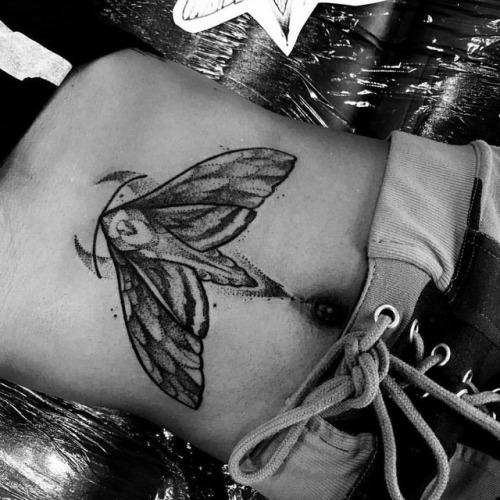 Sternum moth by @h8kaz#uktta #uktattoo #blackandgrey #blackandgreytattoo #tradtattoo #tradworkers #t