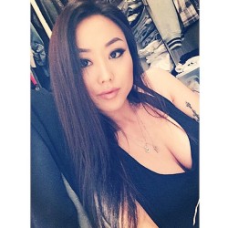 selfieasiangirl:  Selfie Asian girl nice