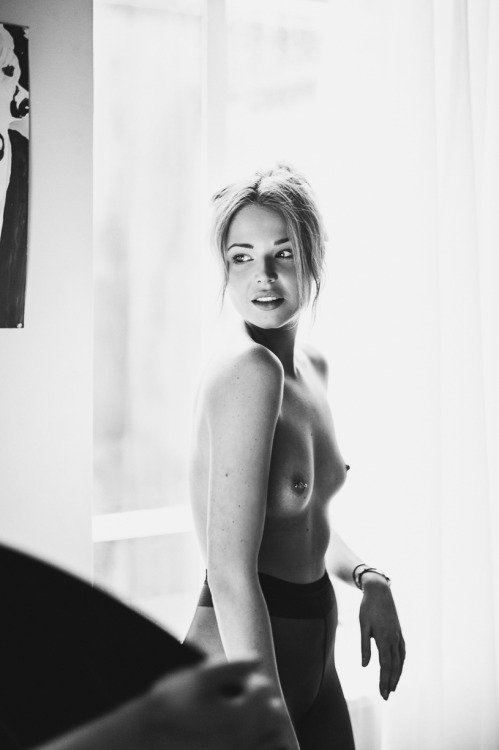 diaryinthesnow:  Model: Lex Kolossov Photograph: Mark Fennell