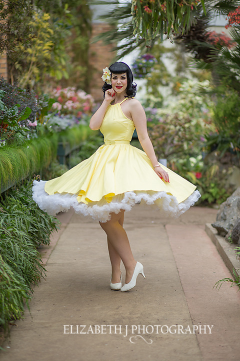 pinuppost:  Miss Victory Violet by Elizabeth J Photography with MUAH by Miss Victory