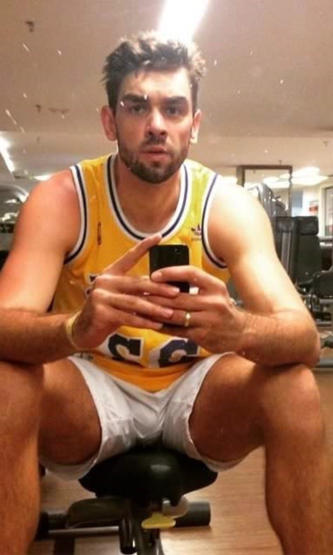 hotfamous-men:  Lucas Lucco
