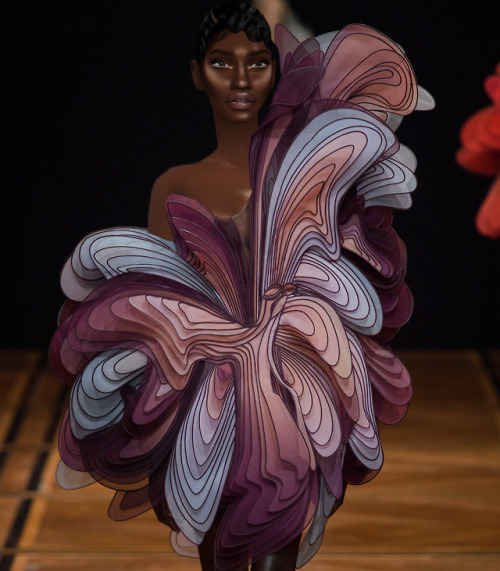 Iris Van Herpen Spring 2019 Couture ShowThis whole collection is fucking amazing and I’m not just sa