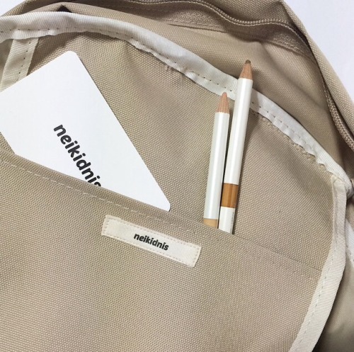 poolaesthetic:  neikidnis standard backpack