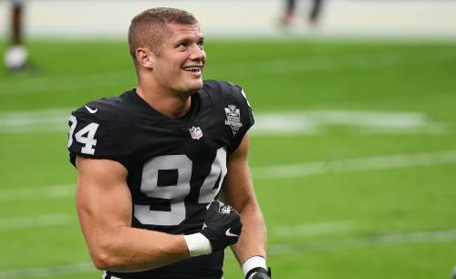 giantsorcowboys: Making History!️‍Carl Nassib – First Openly Gay Man To Debut In An NFL Game! And Wh