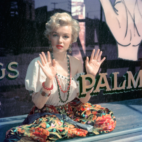 twixnmix:  Marilyn Monroe photographed by Milton H. Greene, 1956.On the back lots of 20th Century Fox in 1956, Milton and Marilyn embarked on one of their most versatile sessions, The Gypsy Sitting. This was done on one of their Sundays off while filming