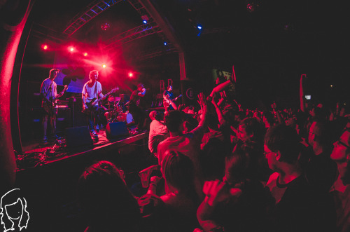Porn drugfreephotography:  Knuckle Puck by Carolyn photos