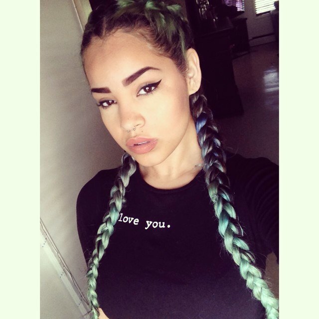 im-cleopatravii:  puppy eyes ~