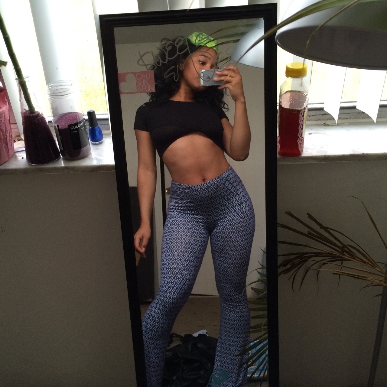 thotfulshawty:look at these pants from forever 21 omg they are so comfy I cannot