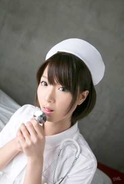 nurse-girl:  神谷まゆ