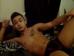  Thanks Javi For The Hot Photos!  He’s A Sexu Guy Looking For A Few New Friends. 
