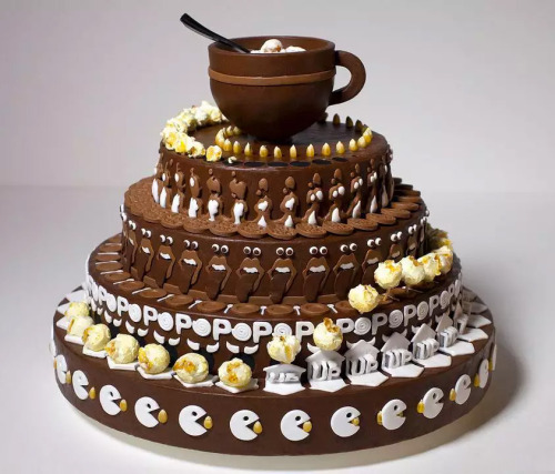 soundofpsylence: itscolossal: Alexandre Dubosc’s Newest Animated Zoetrope Cake, ‘Melting