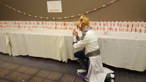 arminizewithme: Jack Atlas found cup ramen heaven at Con+Alt+Delete. 