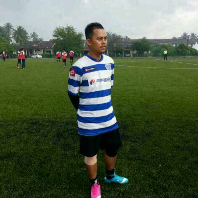 daddyloverfan: mcollections2017:  Abg bola sepak  Wechat: zulpos  Ramai pulak pm