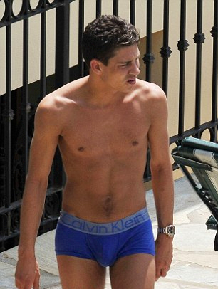 male-celebs-naked:  Joey Essex 3Submit HERE adult photos