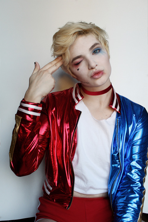 bang bang an attempt at male harley quinn? [ jacket | choker ]