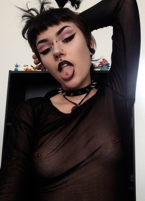yrlocalraccoon: I’m so cute I love myself ✨not for porn blogs✨✨don’t remove my caption✨