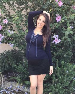 Pregnantbaby-Xx:  Preggosaremyfetish:   Mrsdykstra4241:       Obligatory Alexa Pearl