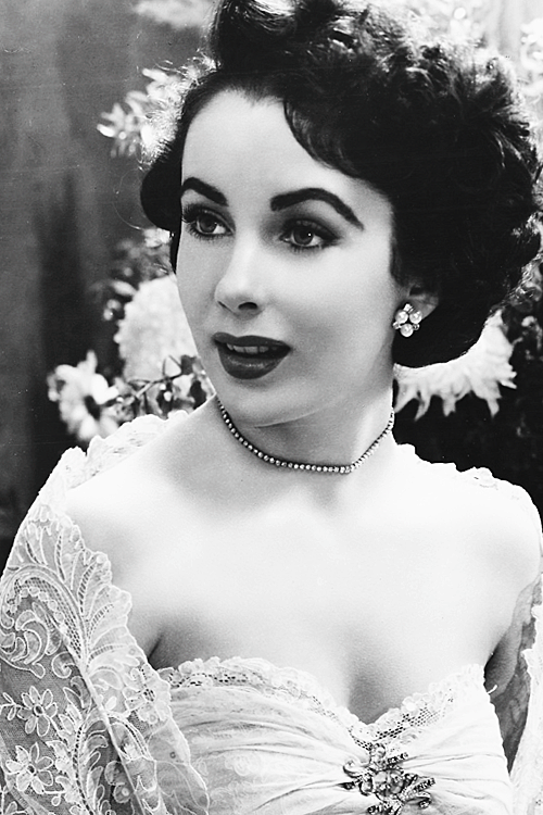 vintagegal: Elizabeth Taylor in Conspirator (1949)